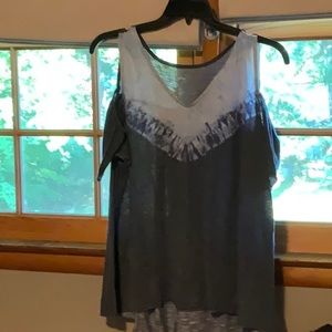Cold shoulder tunic